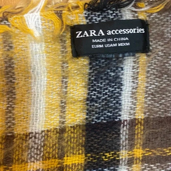 Plaid Blanket Scarf, Zara - Picture 4 of 4